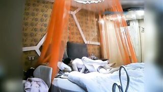 约魔鬼身材高挑性感美女在情趣宾馆不停爱抚做爱